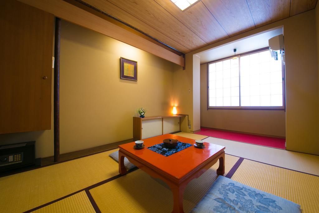 Watanabe Nagoya Room photo